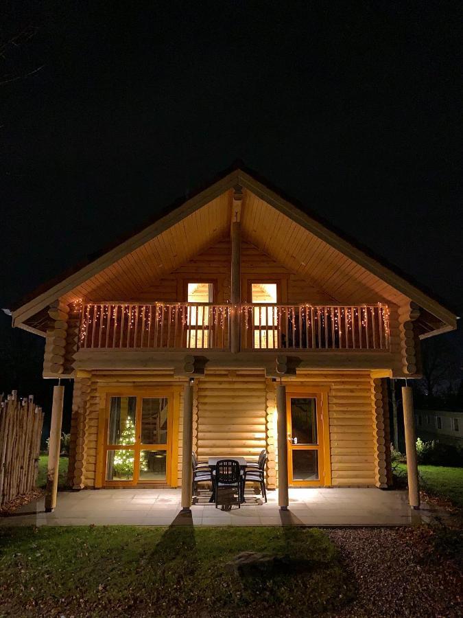 Boomstamhuis High Chaparral Oorsbeek 외부 사진
